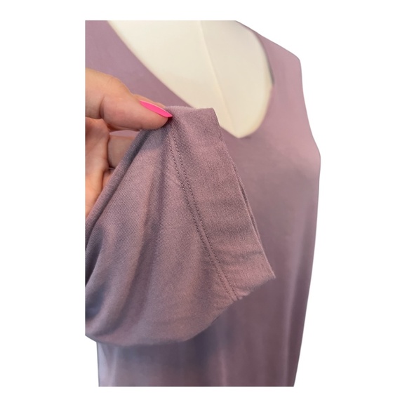 👕 EUC CHICO’S Lavender Long Sleeve “The Ultimate Tee” Sz M (Chico’s 1) - Picture 4 of 7